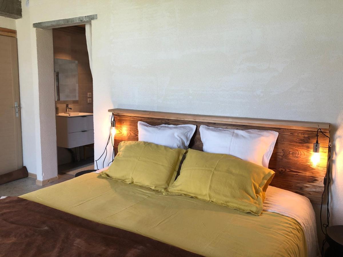 Cote Tiretaine Bed & Breakfast Orcines Dış mekan fotoğraf